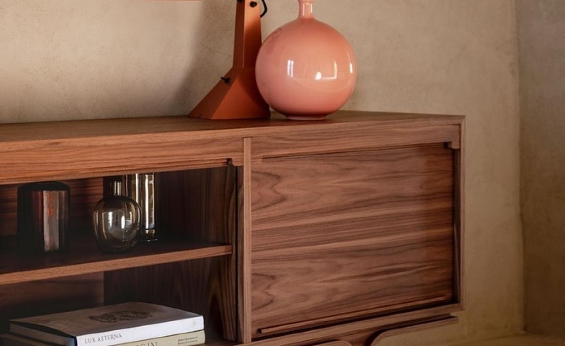 Сервант от фабрики Tacchini модель SERIE 500 CABINET