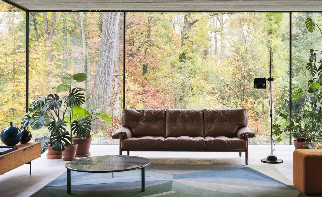 Диван от фабрики Tacchini модель SELLA SOFA