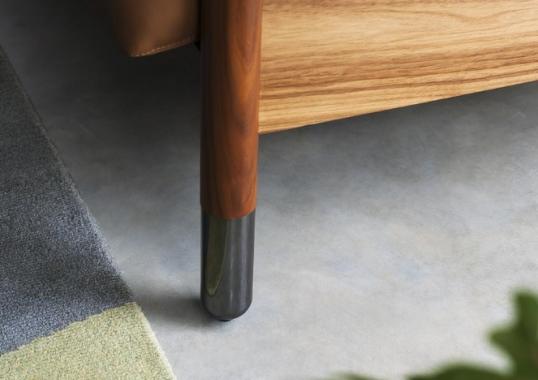 Диван от фабрики Tacchini модель SELLA SOFA