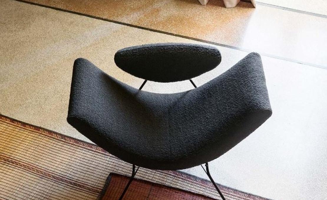 Кресло от фабрики Tacchini модель OREV104/ARM