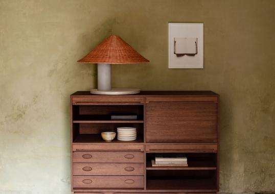 Сервант от фабрики Tacchini модель SERIE 500 CABINET