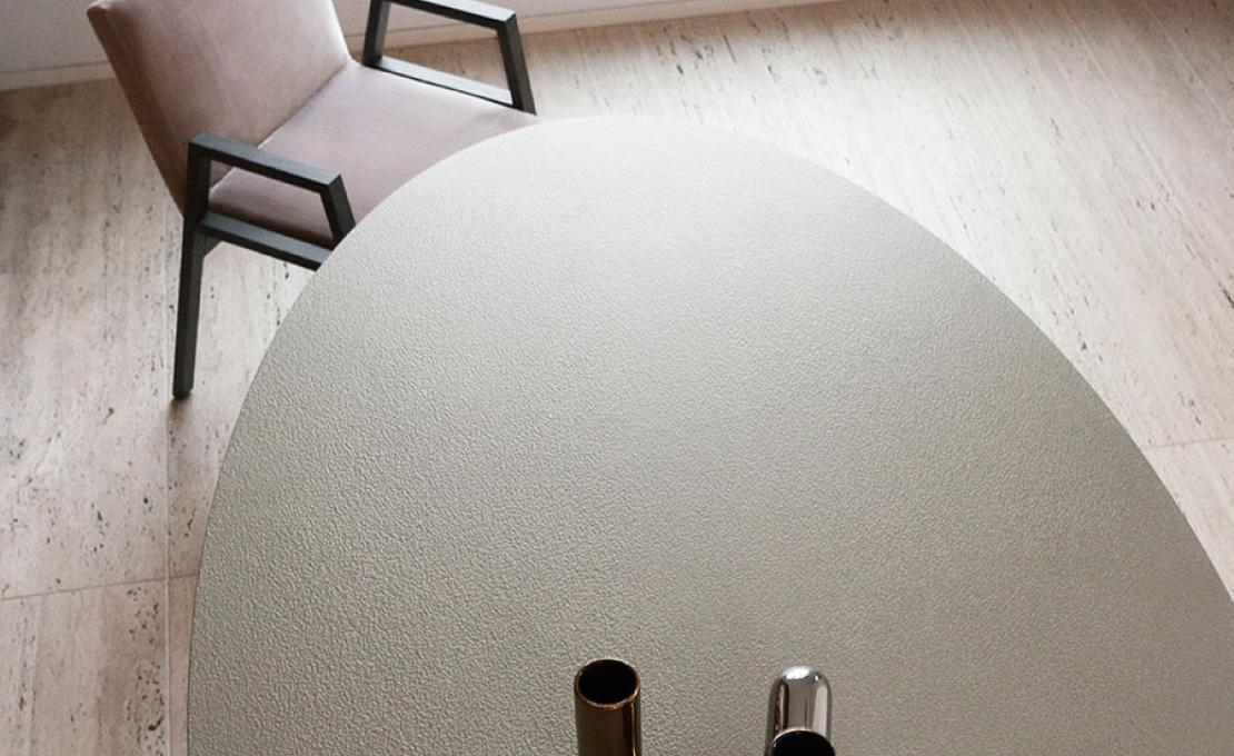 Стол от фабрики Tacchini модель 1SPLI/TABLE