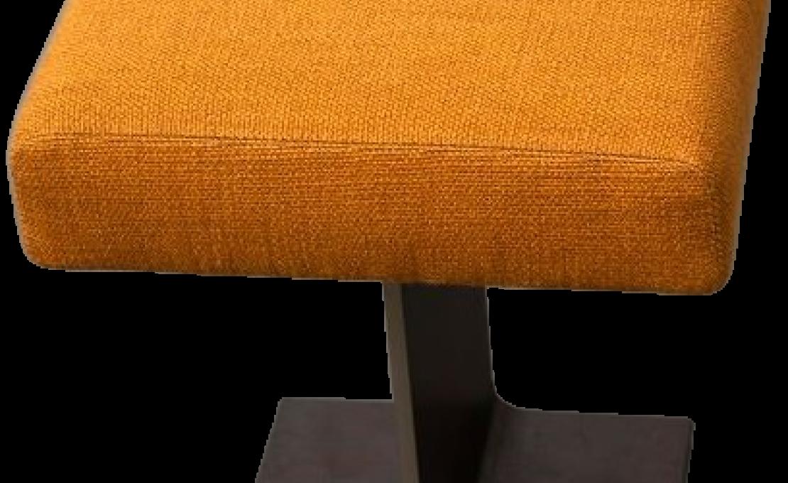 Пуф от фабрики Tacchini модель OTRO/TRONOSQUAREOTTOMAN