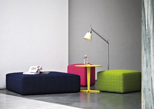 Пуф от фабрики Tacchini модель OQUAR/POUF