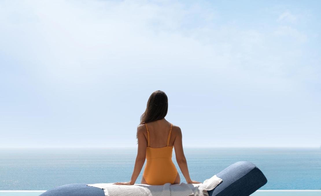 Шезлонг уличныйот фабрики Talenti модель ARGO WOOD SUNBED