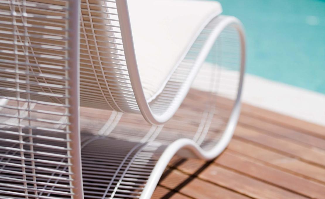 Шезлонг уличныйот фабрики Talenti модель BREEZ SUN LOUNGER