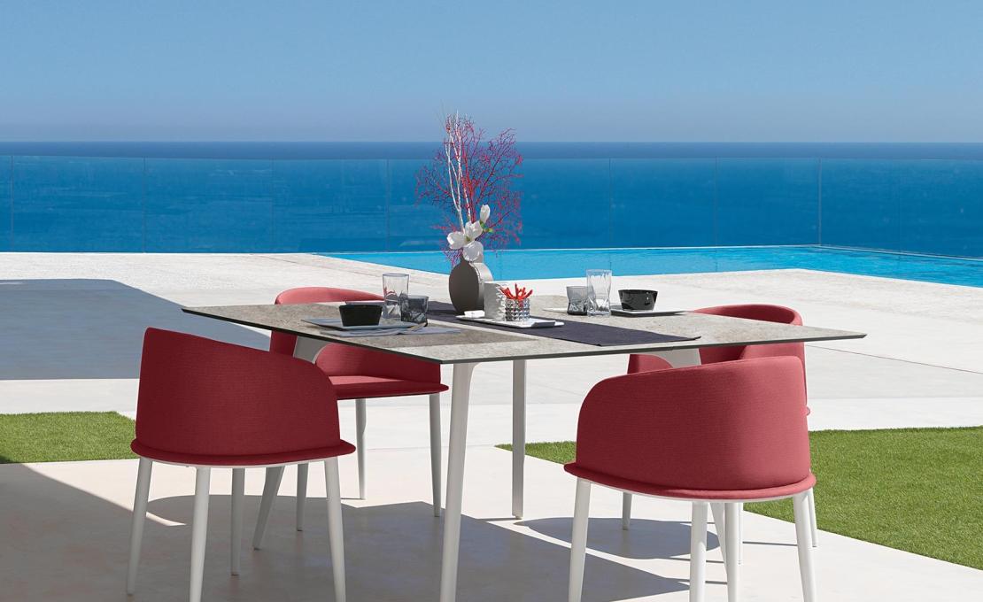 Уличный стол от фабрики Talenti модель CLEO SOFT ALU TABLE