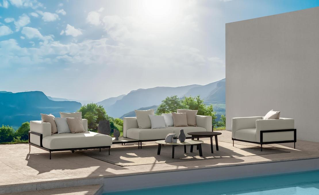 Уличный диван от фабрики Talenti модель Cleosoft// Wood Modular Sofa