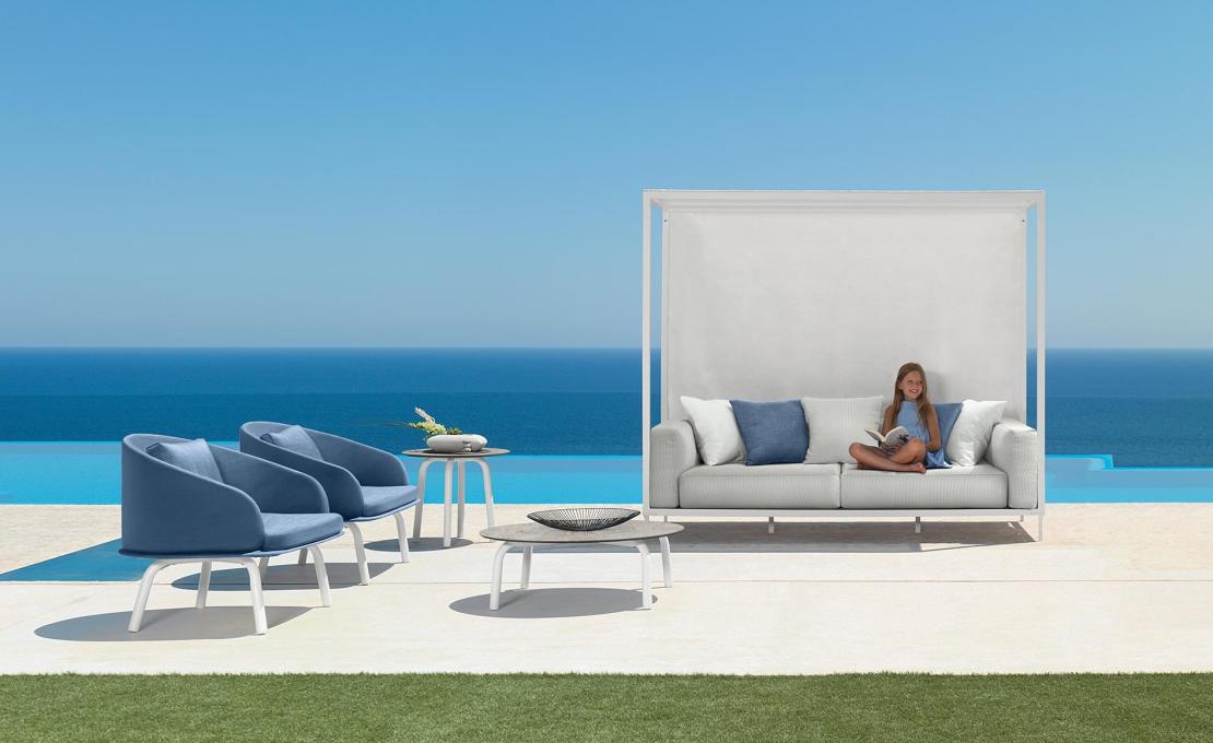 Уличный диван от фабрики Talenti модель CLEO SOFT ALU CANOPY SOFA