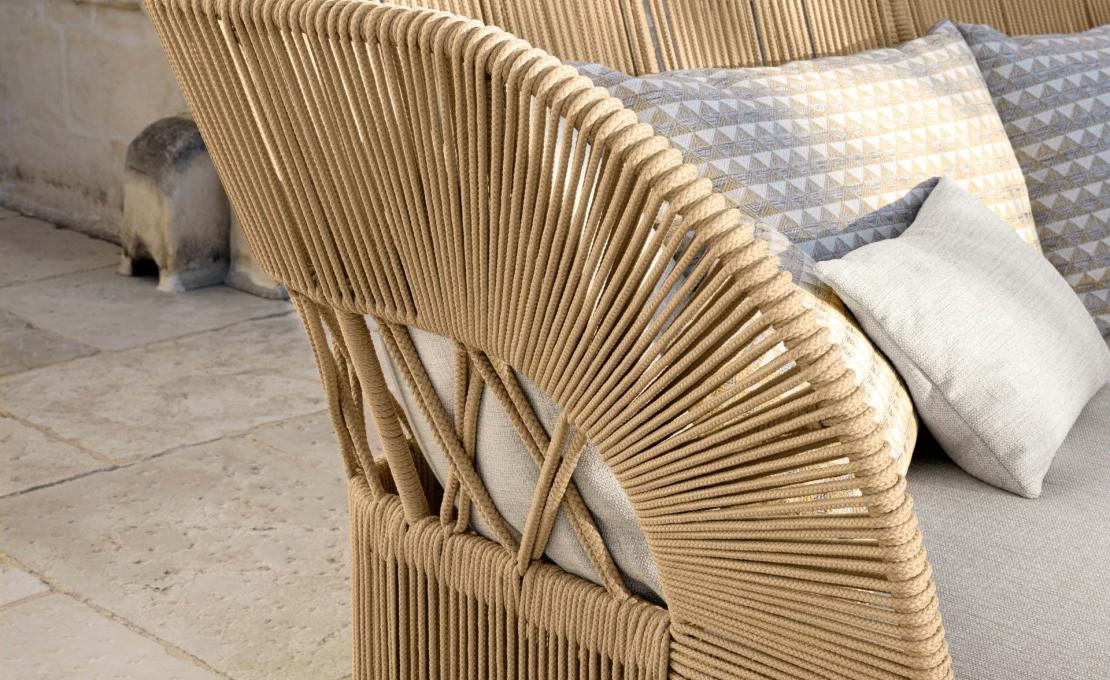 Уличный диван от фабрики Talenti модель Cliff Dèco Modular Sofa