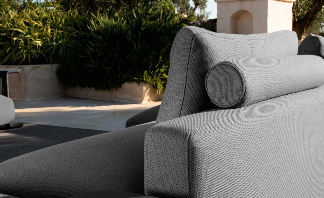 Уличный диван от фабрики Talenti модель CLIFF DECO FABRIC BACKREST SOFA