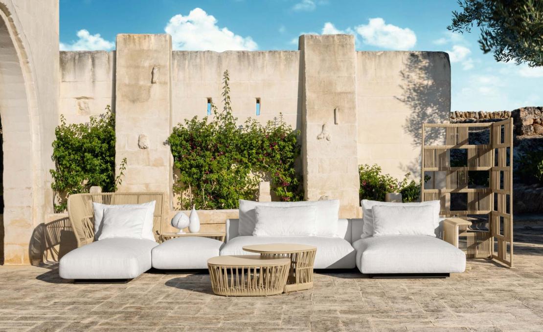 Уличный диван от фабрики Talenti модель Cliff Dèco Modular Sofa