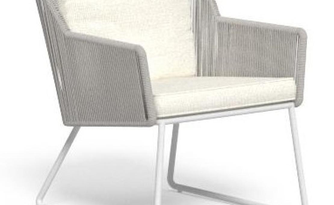 Уличное кресло от фабрики Talenti модель CORAL ROPE LOUNGE ARM