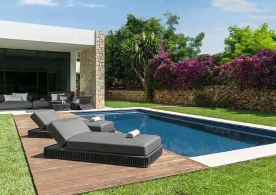Шезлонг уличныйот фабрики Talenti модель CLIFF SUN LOUNGER
