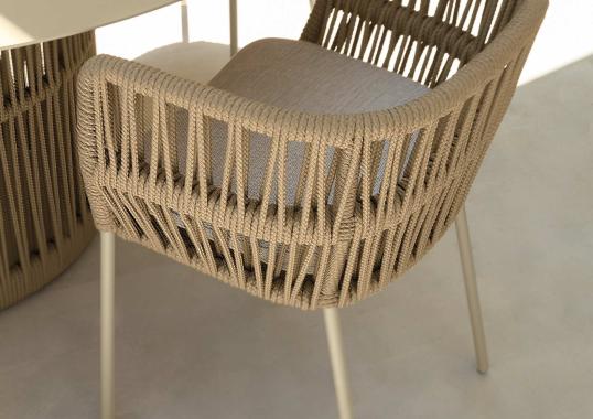 Уличный стол от фабрики Talenti модель CLIFF TABLE