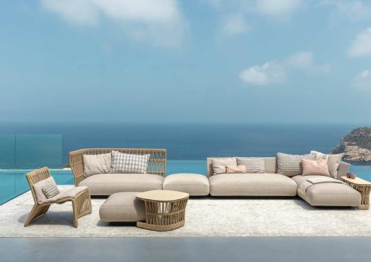 Уличный диван от фабрики Talenti модель Cliff Modular Sofa