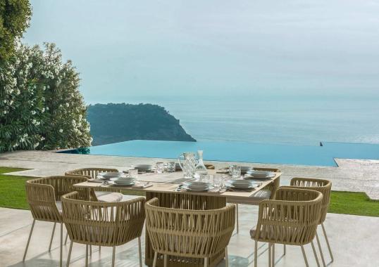 Уличный стол от фабрики Talenti модель CLIFF TABLE
