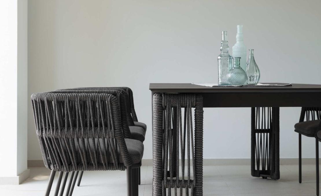 Уличный стол от фабрики Talenti модель CLIFF TABLE