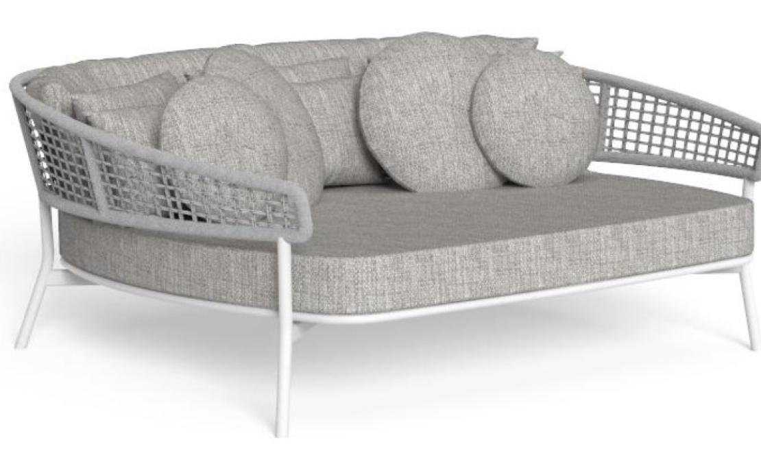 Уличная кушетка от фабрики Talenti модель MOON ALU DAYBED