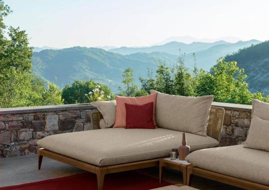 Уличный диван от фабрики Talenti модель CRUISE TEAK MODULAR SOFA