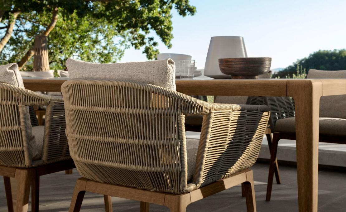 Уличный стол от фабрики Talenti модель CRUISE TEAK TABLE