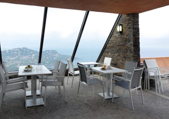 Уличный стол от фабрики Talenti модель MAIORCA 70 TABLE
