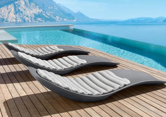 Шезлонг уличныйот фабрики Talenti модель REEF SUN LOUNGER