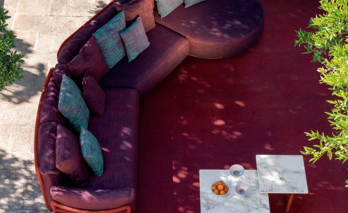 Уличный диван от фабрики Talenti модель Scacco Modular Sofa
