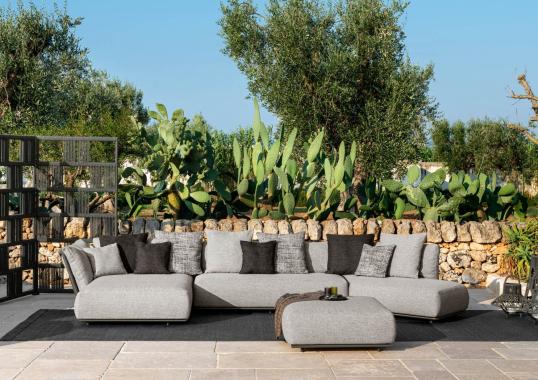 Уличный диван от фабрики Talenti модель Scacco Modular Sofa