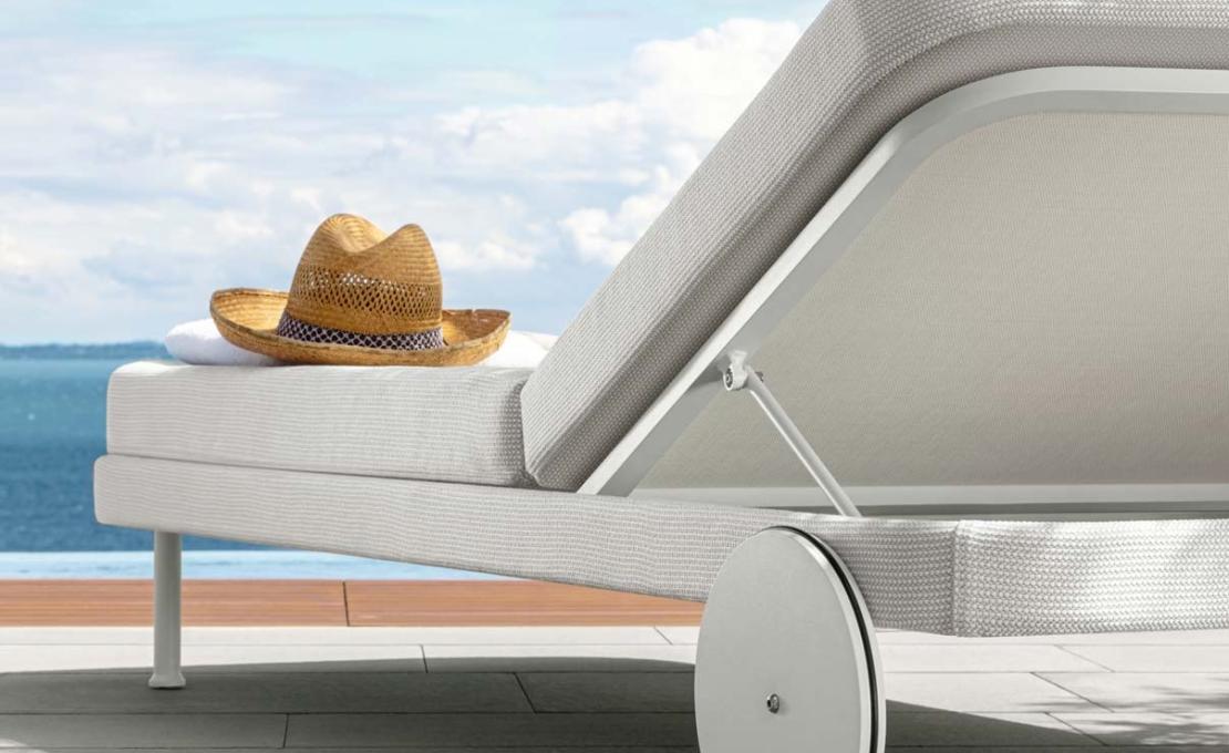 Шезлонг уличныйот фабрики Talenti модель SLAM SUN LOUNGER