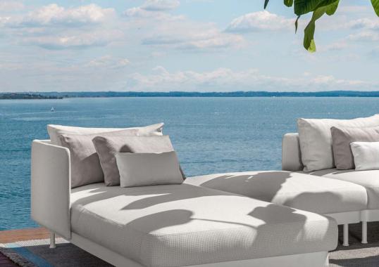 Уличный диван от фабрики Talenti модель Slam Modular Sofa