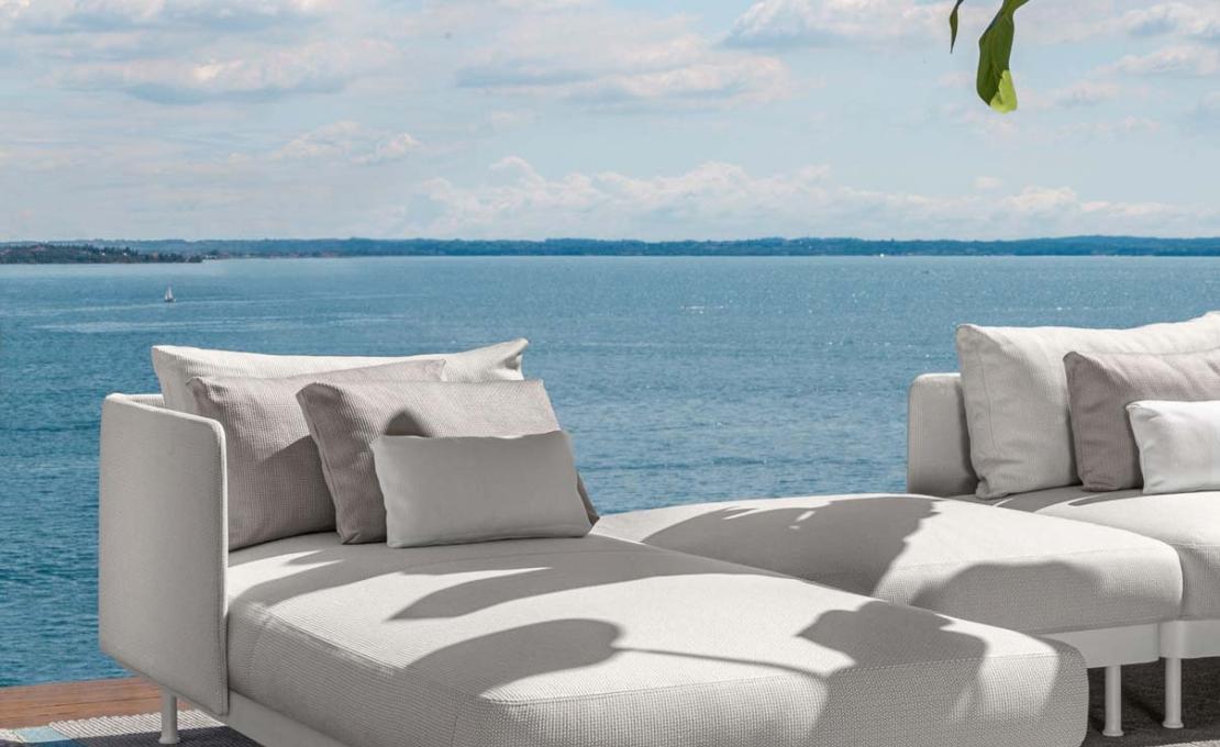 Уличный диван от фабрики Talenti модель Slam Modular Sofa