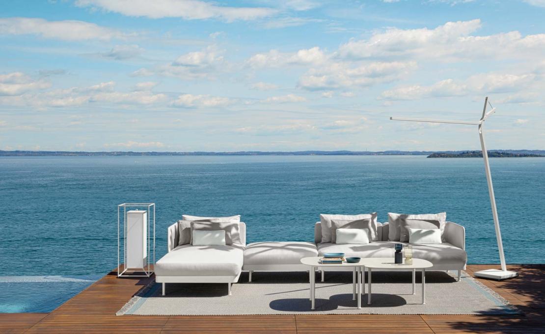 Уличный диван от фабрики Talenti модель Slam Modular Sofa