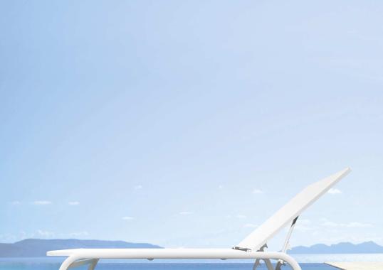 Шезлонг уличныйот фабрики Talenti модель STEP SUNBED
