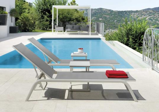 Шезлонг уличныйот фабрики Talenti модель STEP SUNBED