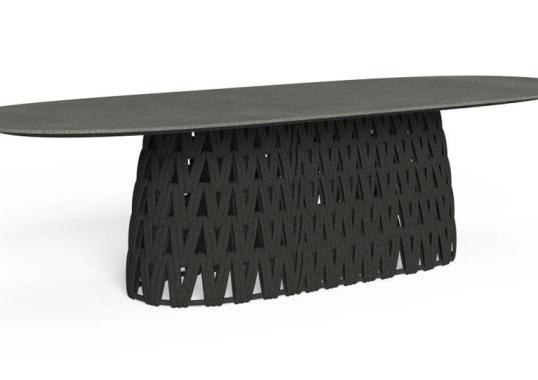 Уличный стол от фабрики Talenti модель SWIPE TABLE