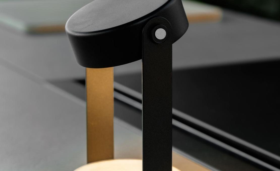 Уличное освещение от фабрики Talenti модель TOFEE TABLE LAMP
