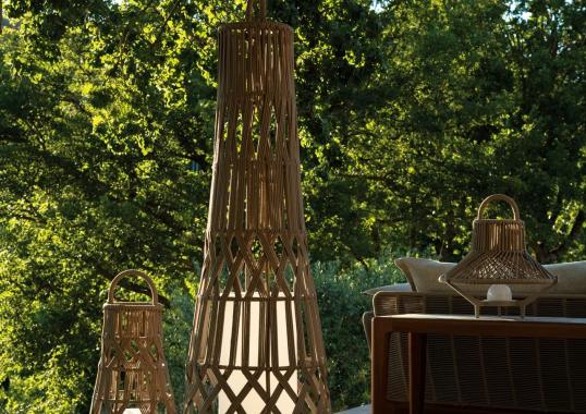 Уличное освещение от фабрики Talenti модель TRIBAL FLOOR LAMP