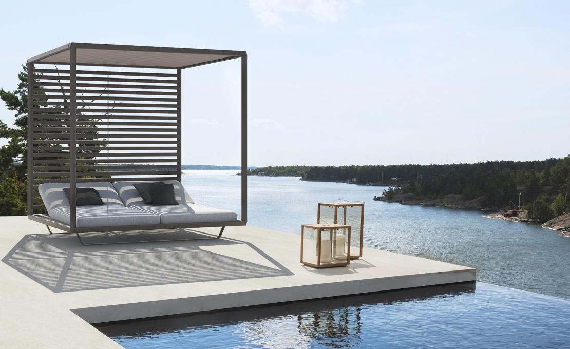 Уличная кушетка от фабрики Tribù модель PAVILIONDAYBED