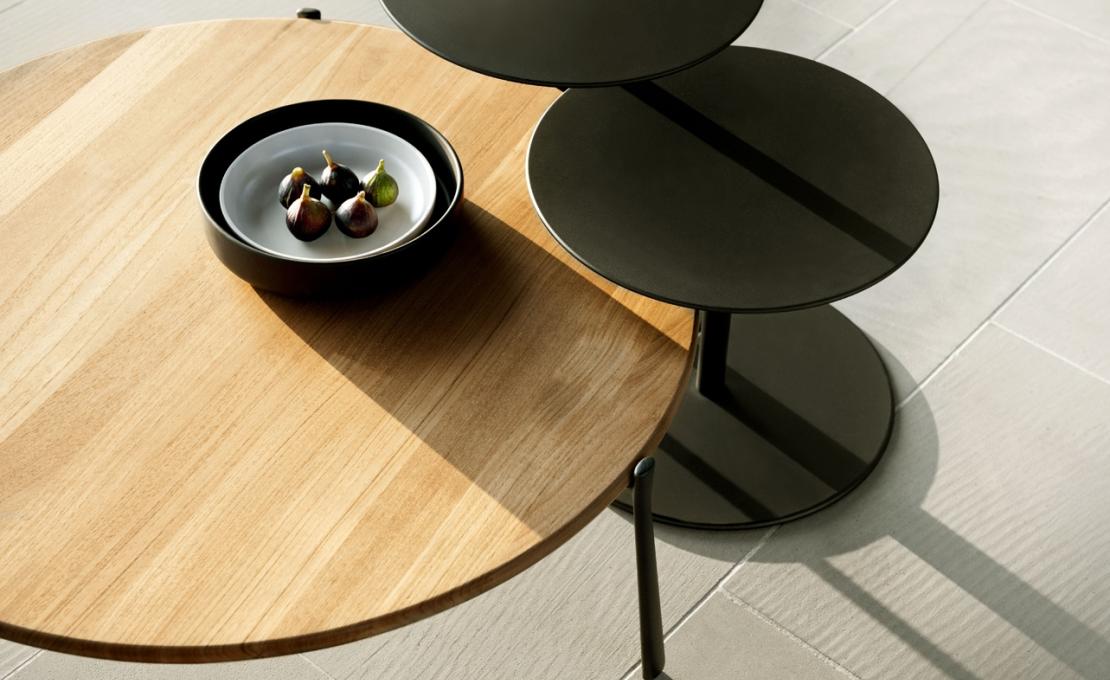 Уличный стол от фабрики Tribù модель 0768/BRANCHCOFFEETABLE