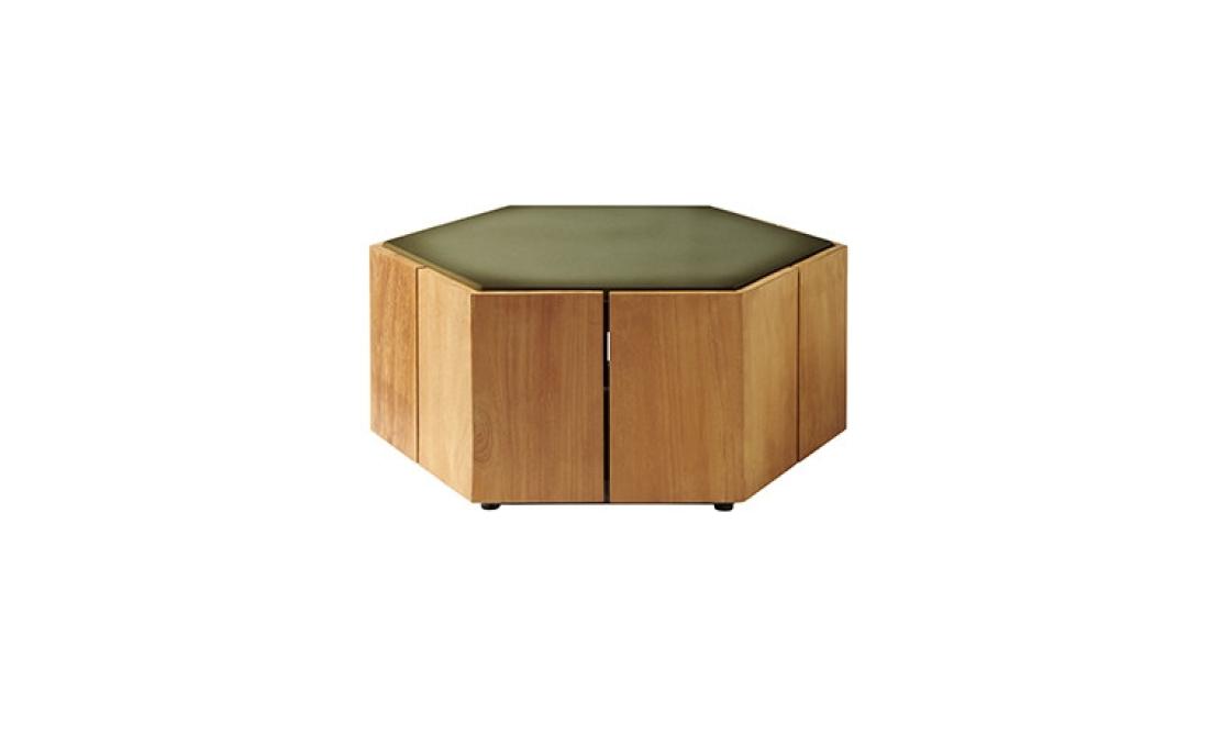 Уличный стол от фабрики Tribù модель D504/HEXAGONTABLE