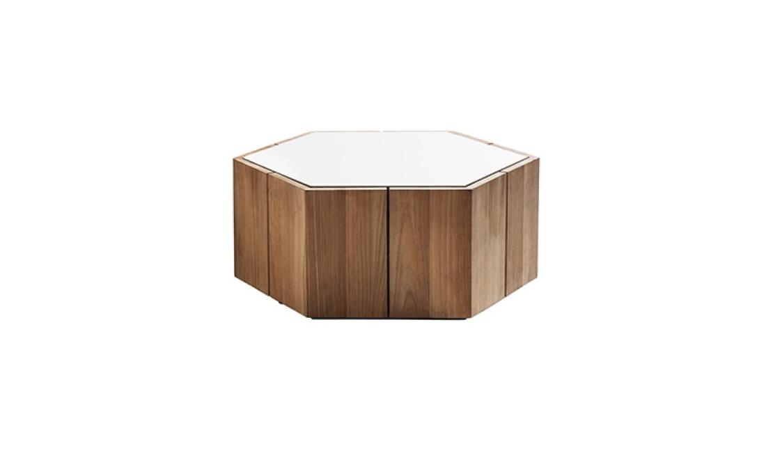 Уличный стол от фабрики Tribù модель D504/HEXAGONTABLE