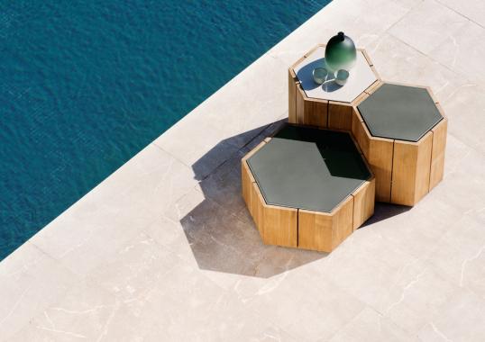 Уличный стол от фабрики Tribù модель D504/HEXAGONTABLE