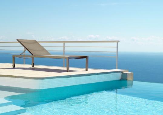 Шезлонг уличныйот фабрики Tribù модель 06040/FORUMLOUNGER