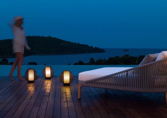 Уличная кушетка от фабрики Tribù модель 0625/MOODLOUNGEBED