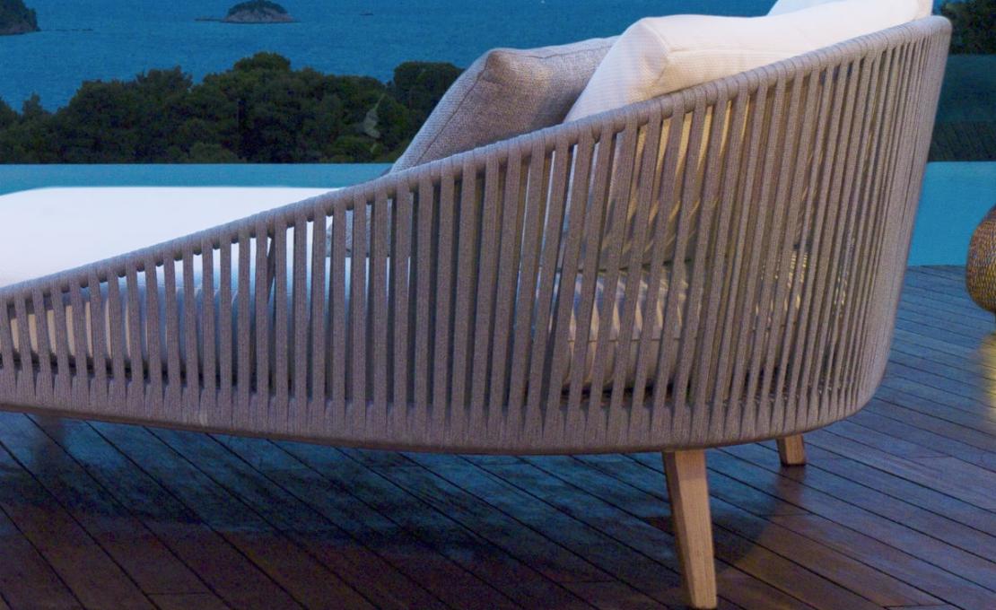 Уличная кушетка от фабрики Tribù модель 0625/MOODLOUNGEBED