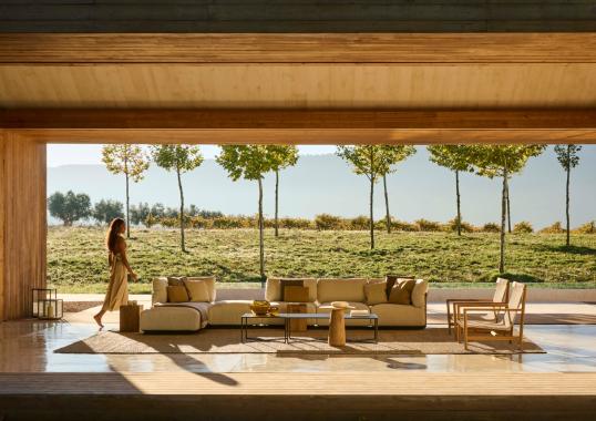 Уличный диван от фабрики Tribù модель NODI/MODULARSOFA