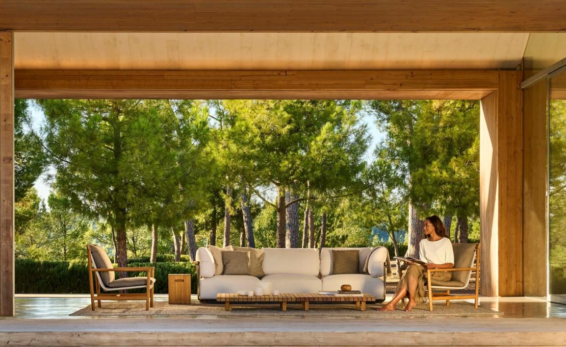 Уличный диван от фабрики Tribù модель NODI/MODULARSOFA