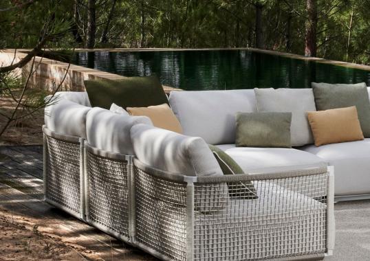 Уличный диван от фабрики Tribù модель NODI/MODULARSOFA