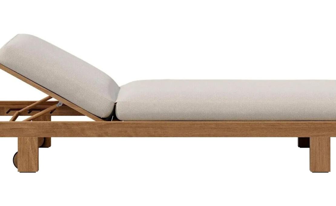 Уличная кушетка от фабрики Tribù модель PURE/SUNLOUNGER